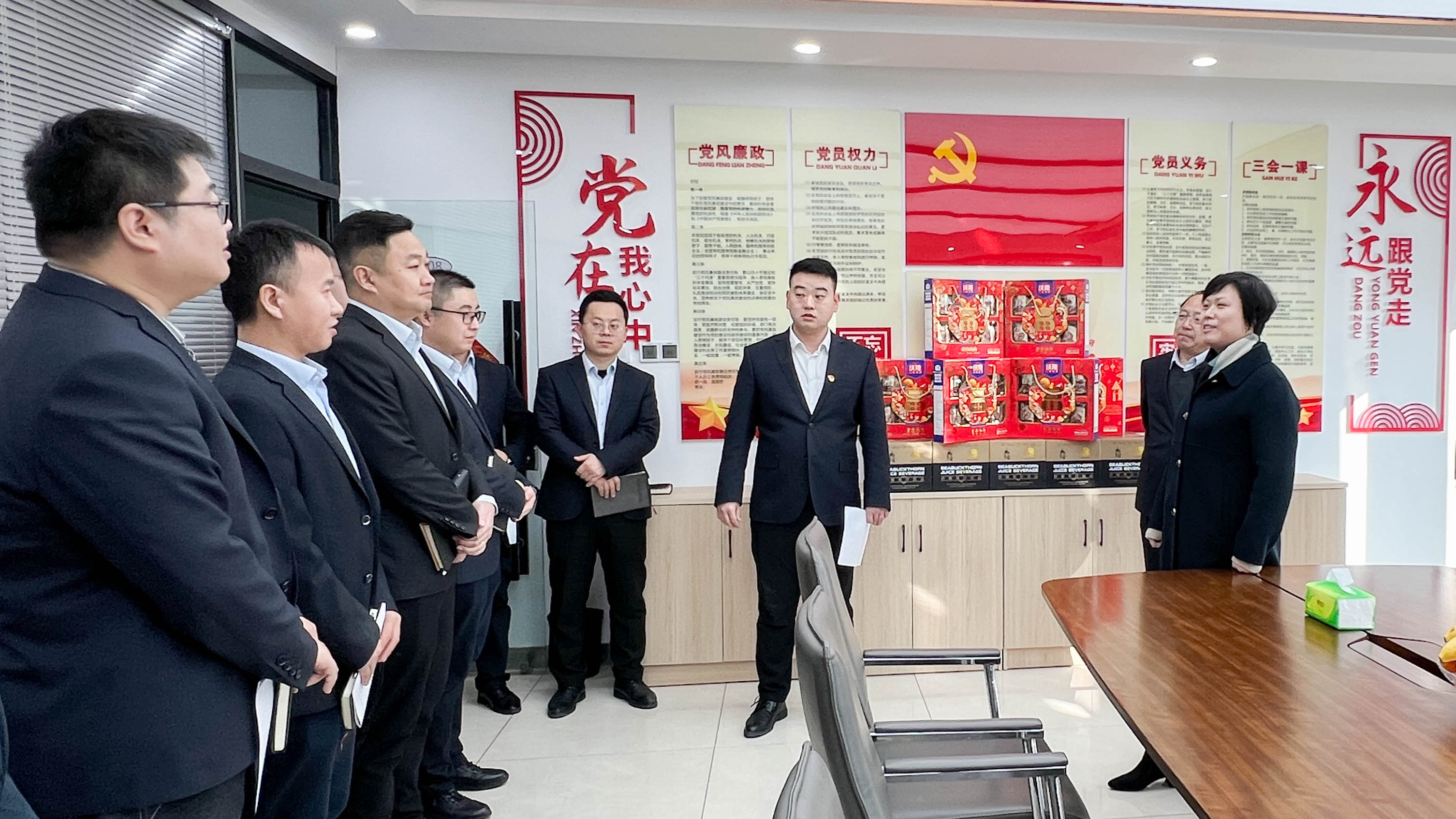彦玮总2.jpg